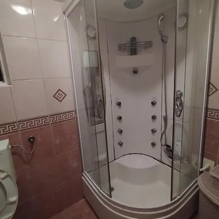 44 Apartment *